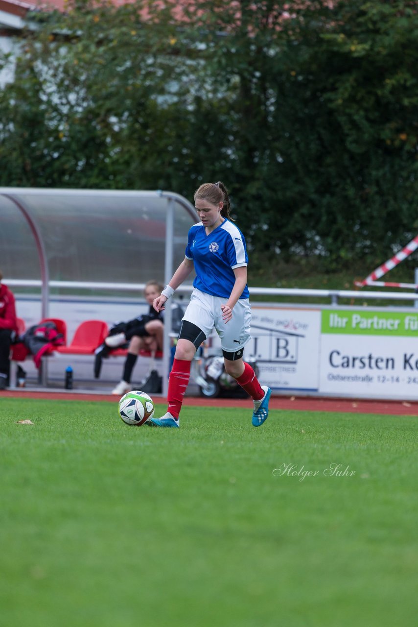 Bild 247 - B-Juniorinnen TSV Schoenberg - Holstein Kiel : Ergebnis: 0:23